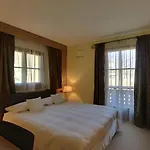 Hotel Bait De Angial