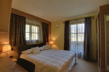 Bait De Angial Hotel