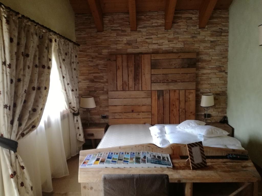 Hotel Bait De Angial 3*