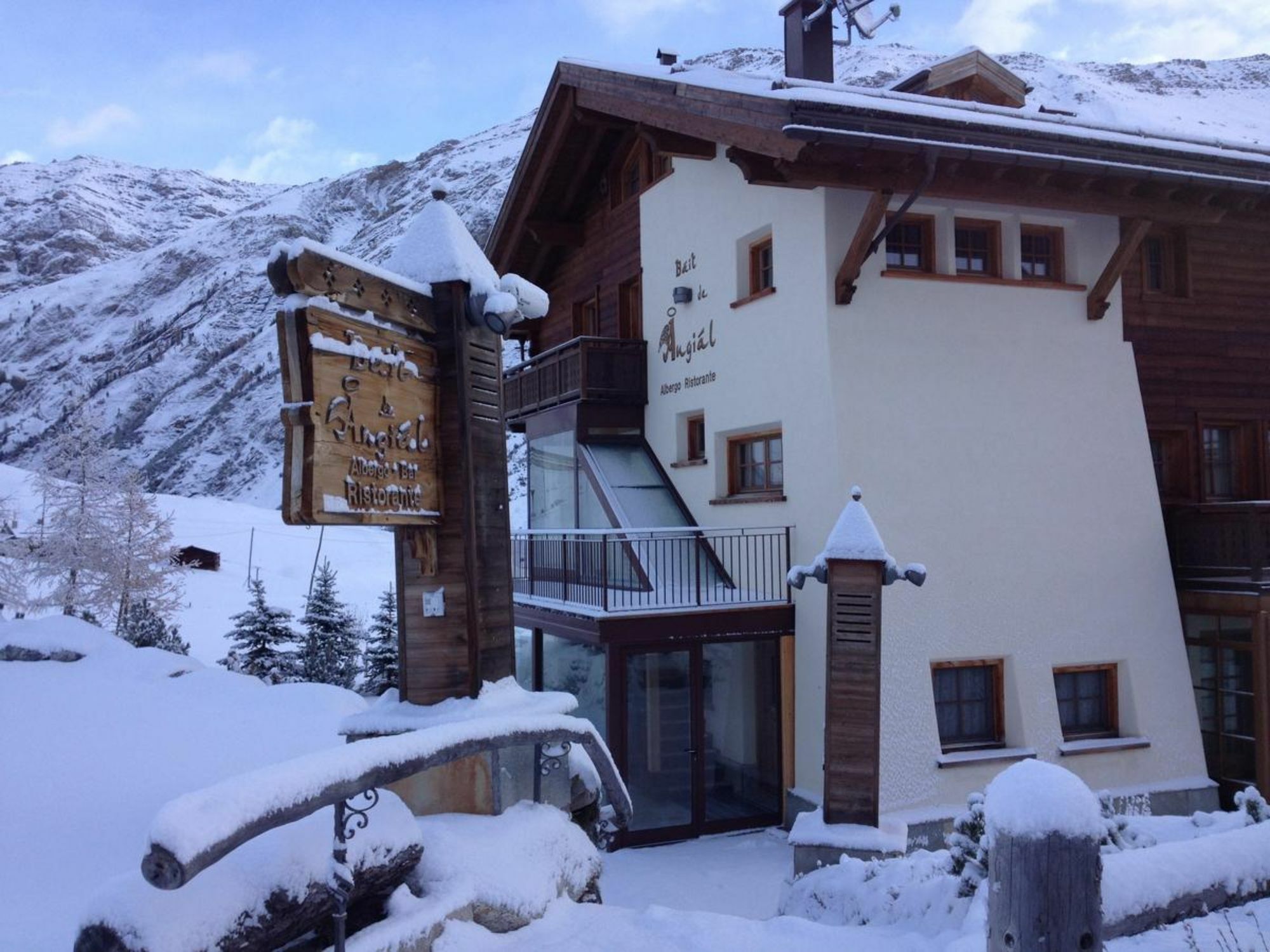 Hotel Bait De Angial 3*